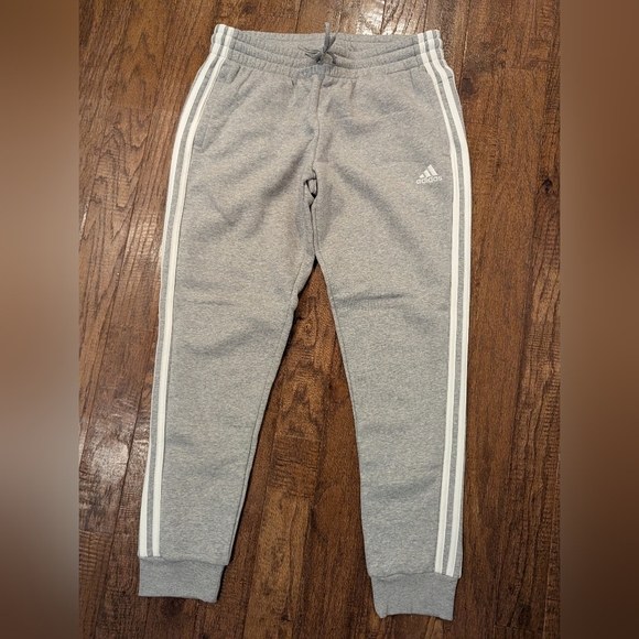Adidas Women’s 3 Stripes French Terry Pants Size Large NWOT - Picture 3 of 16
